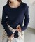 袖口レイヤード風クルーネックニット