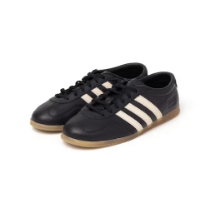 adidas: ガゼル ロー プロ W スニーカー