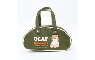 スヌーピーのバッグ型ポーチ。レトロで愛らしいデザインがセンスの良さを感じるアイテムです。