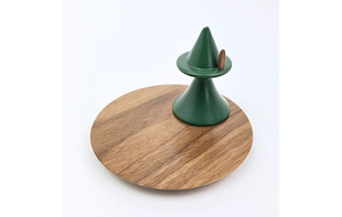 ムーミンのナチュラルな雰囲気のインテリア【アクセサリースタンド】。シンプルなシェイプで北欧感あるおしゃれなアイテムです。