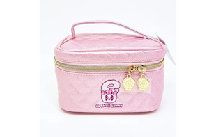 ポップでガーリーな絵柄に胸キュン確定。エスターバニーの大き目ポーチです。