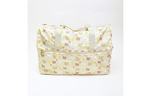 こんなに大きなバッグをコンパクトに収納して持ち歩けるなんて！リラックマの折りたたみボストンバッグ