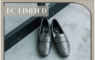 雨の日でも履ける！上品メタリックなローファー