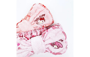 鏡を見るたびニヤケちゃう！キティandマイメロディの「大きめリボン」が主役のヘアバンド