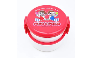 ペコちゃんのランチアイテム。ペコちゃんとポコちゃんの仲良しポップデザインに気分が上がります。