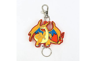 メガ進化したポケモンたちも勢ぞろい！かっこいいポケモンたちにテンション爆上がりなラバーキーホルダーです。