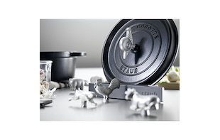 期間限定 STAUB ココットラウンド スタンドカラー25％OFF ＋ アニマルノブプレゼントキャンペーン