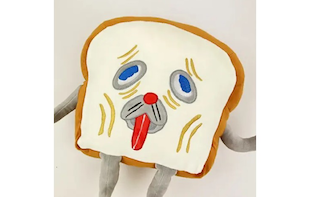 パンどろぼうクッション「まずい」顔のインパクトたるや、、、子ども、来客が食いつくこと間違いなしです