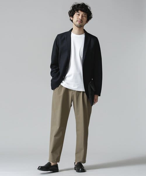 使い勝手◎なニットジャケットとは？メンズにおすすめのコーデ例