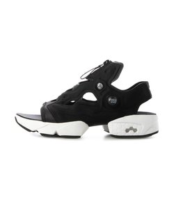 H06200　INSTAPUMP FURY SANDAL ZIP　CBLACK/WHT　638131-0001