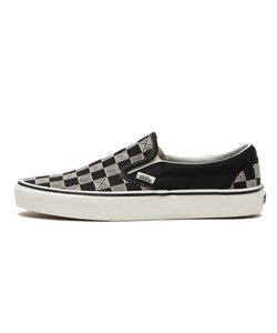 VN000BVZCJJ　CLASSIC SLIP-ON　BLACK　668425-0001