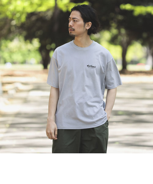 WILD THINGS x B:MING by BEAMS / 別注 ロゴ Tシャツ