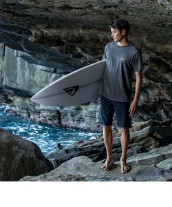 【QUIKSILVER クイックシルバー 公式通販】クイックシルバー （QUIKSILVER）SATURN LOGO ST  Tシャツ