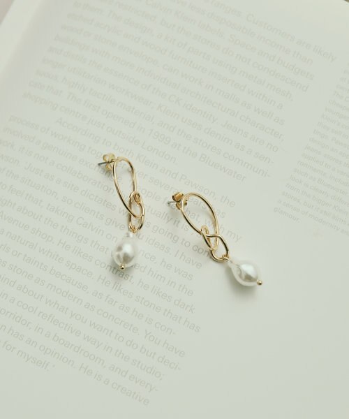 再生パール デザインプチパールピアス Vis ヒ ス の通販 Mall