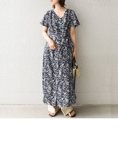 小花柄 ロング丈が旬 大人の花柄ワンピースコーデ Mall