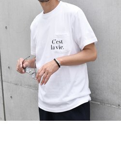 SHIPS any: 〈ユニセックス〉C'est la vie. イレギュラー ワンポイント プリント ポケット Tシャツ◇