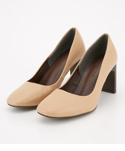 WIDE HEEL PUMPS