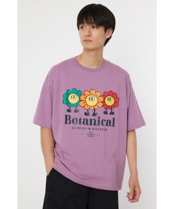 ボタニカルTシャツ