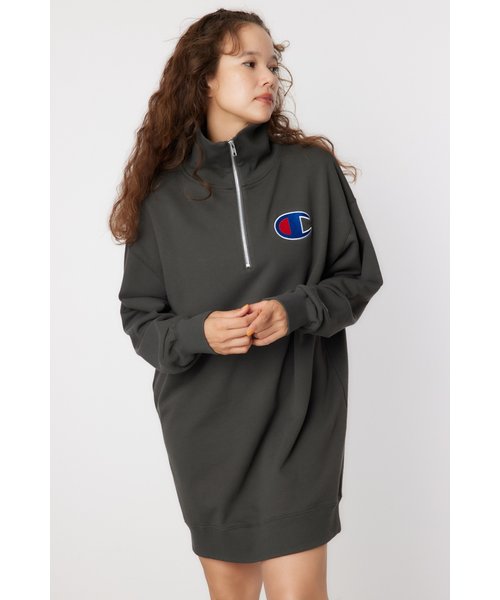 Champion ハーフジップスウェットワンピース