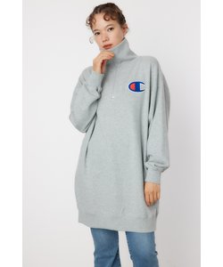 Champion ハーフジップスウェットワンピース