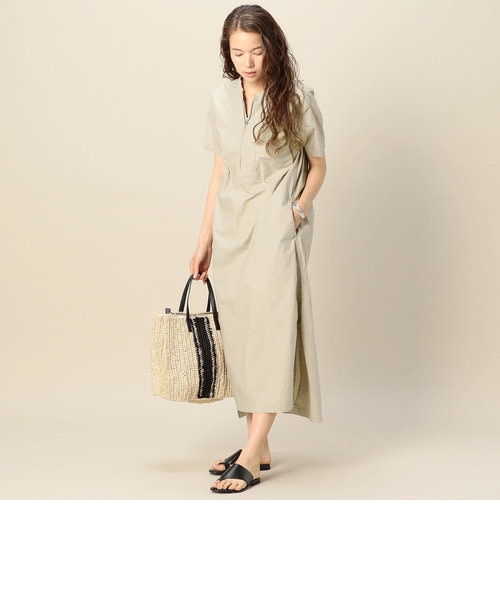 UNITED ARROWS ノースリーブワンピース Vネック ベージュ シンプル UNITED ARROWS ノースリーブワンピース Vネック ベージュ シンプル