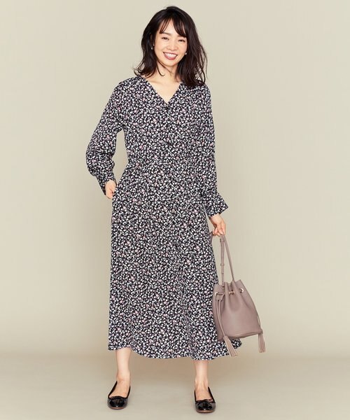 洗える】レトロフラワープリント ワンピース | 組曲（クミキョク）の  