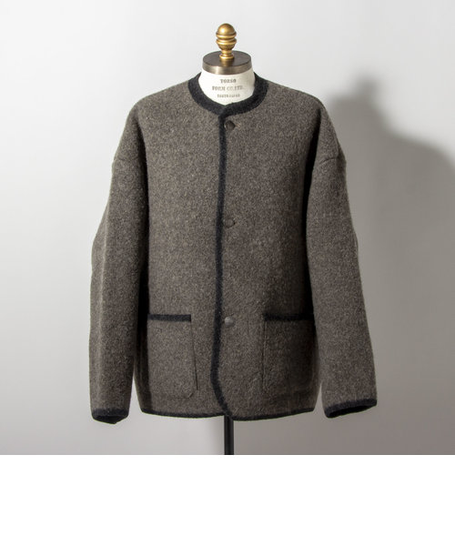 新品に近いですNOT CONVENTIONAL layered Tyrolean jacket