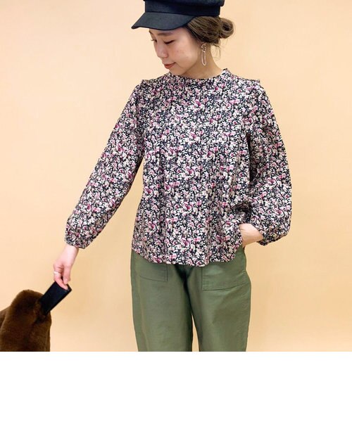 花柄ピンタック肩フリルブラウス Fredy Gloster フレディ グロスター の通販 Mall