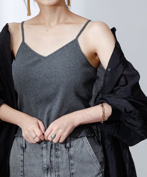 Web限定 カップ付ランダムテレコ短丈vネックキャミ パット取り外し可 Colony 2139 コロニートゥーワンスリーナイン の通販 Mall