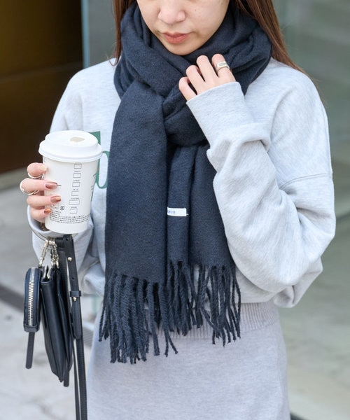 パリサンジ 【ほぼ未使用】北欧セレクト Bella Ballou マフラー