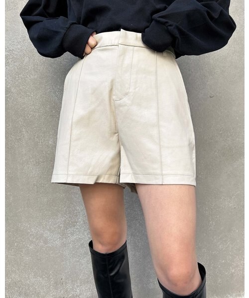 フェイクレザーショートパンツ Ingni イング の通販 Mall