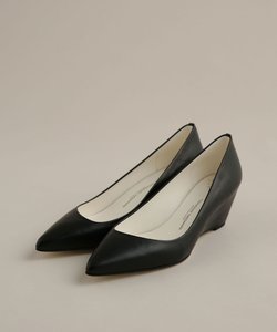 BEAUTIFUL SHOES／MIDDLEPOINTED MONOCHROME