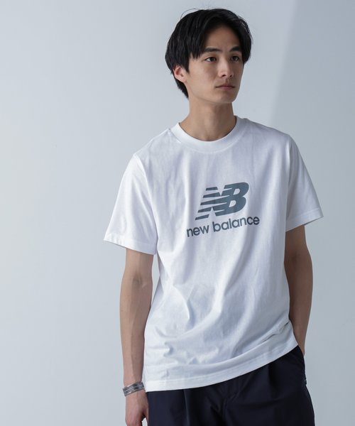 new balance／Stacked Logo ショートスリーブTシャツ