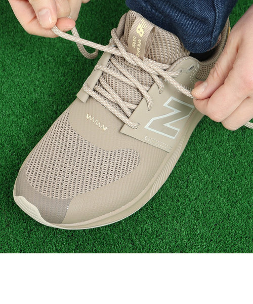 New balance 25.5 白 ベージュ 厚底スニーカー スポーティ 即納 6588円