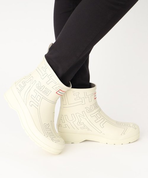 HUNTER(ハンター)】 PLAY SHORT EXPLODED LOGOPRINT BOOT | OPAQUE