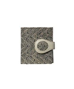 SEGRETO（セグレート）薄型二つ折り財布