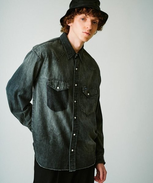 男のデニムシャツはこれで決まり 選ぶアイテムの条件とは Mall