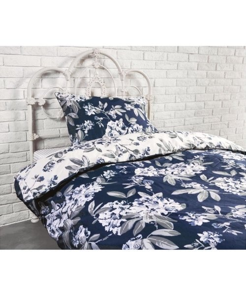 LAURA ASHLEY  フローラルストライプ/クイーンサイズ　ベッドシーツ LAURA ASHLEY フローラルストライプ/クイーンサイズベッドシーツ