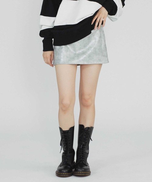 FAUX LEATHER MINI SKIRT