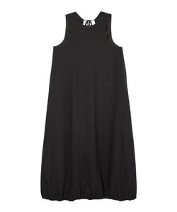 BACK OPEN FLARE DRESS