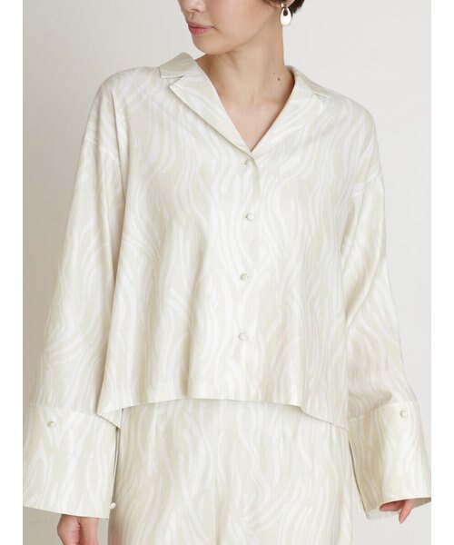 小物などお買い得な福袋 シャツ ブラウス Emmi Atelier ドローイングオープンカラーシャツ Georgethegiant Com