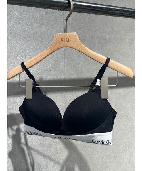 CalvinKlein PLUNGE PUSH UP