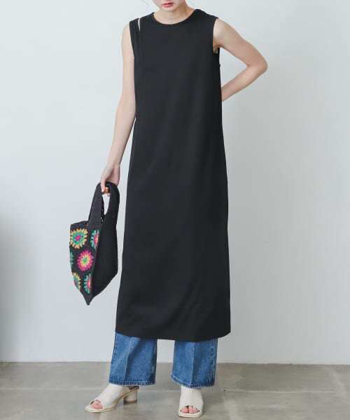 夏に涼しく着こなせるノースリーブワンピース Mall