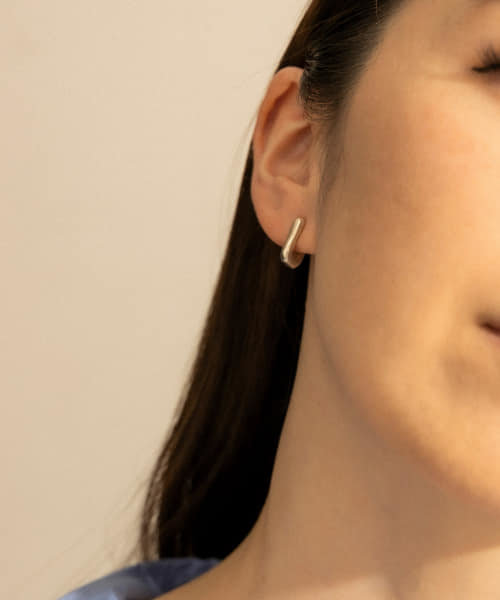 SMELLY so' square hoop earring | URBAN RESEARCH（アーバンリサーチ