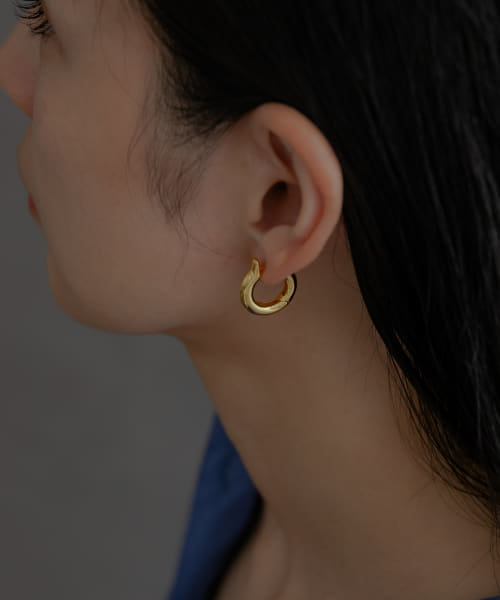 SMELLY so' circle pierce | URBAN RESEARCH（アーバンリサーチ）の