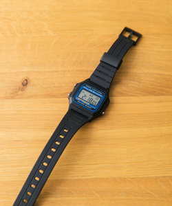 CASIO　F-105W-1AWJH