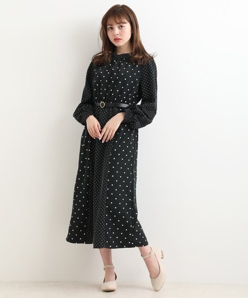 人気のファッショントレンド ユニーク黒 ドット ワンピース