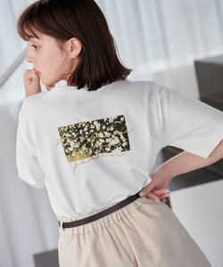 バックフラワーフォトＴシャツ