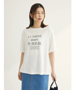 フェミニンロゴボックスTシャツ