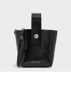 クロックエフェクトリスレットハンドル バケツバッグ / Croc-Effect Wristlet Handle Bucket Bag
